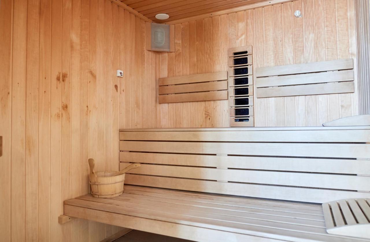 Cristalex Studio Aparthotel Pool & Spa Mamaia Nord ナボダリ エクステリア 写真